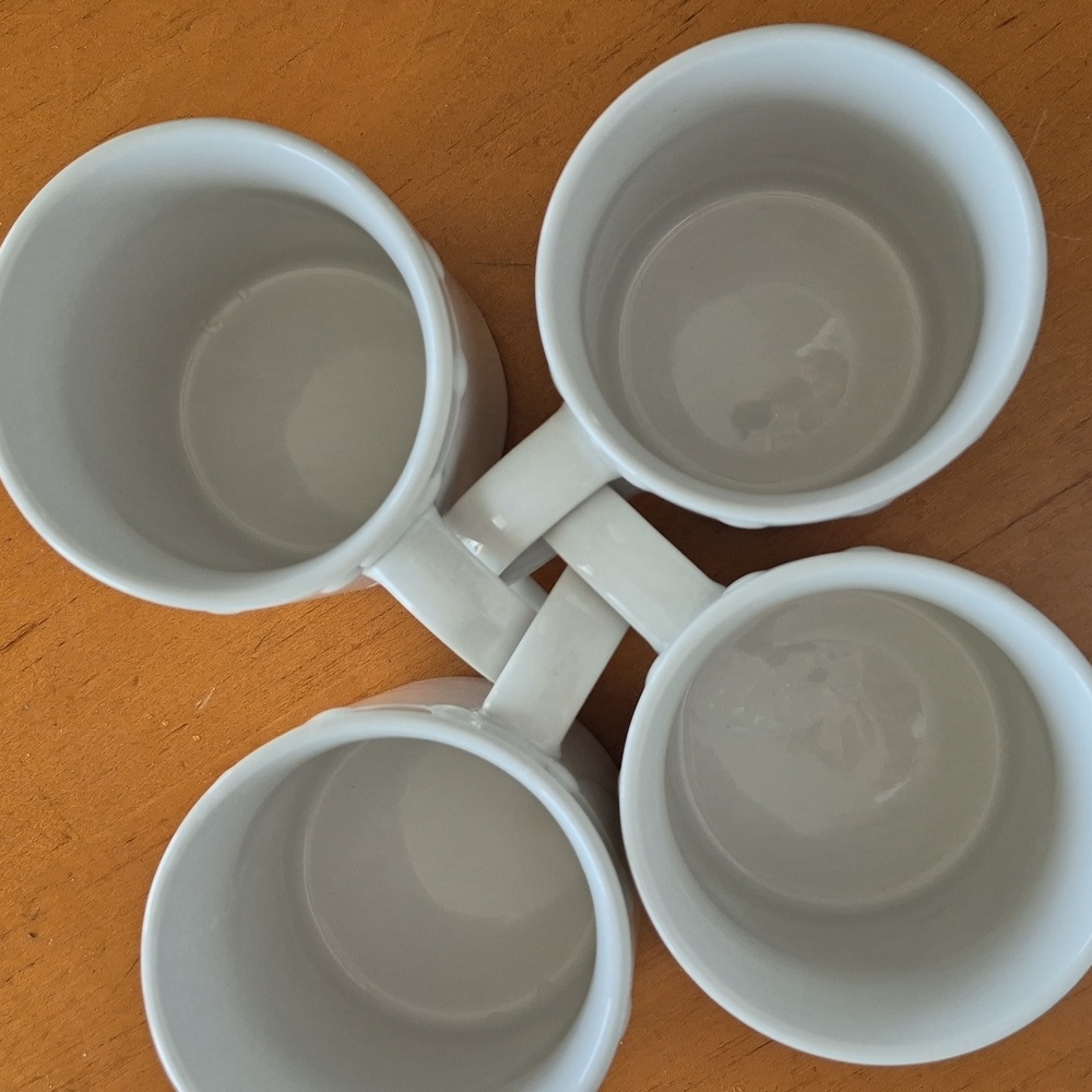 Oneida Evening Pearls Set Of 4 Mugs - Picture 3 of 4